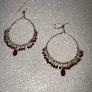 Handmade Gold-plated Sterling Silver Handmade Genuine Garnet Dangle Earrings